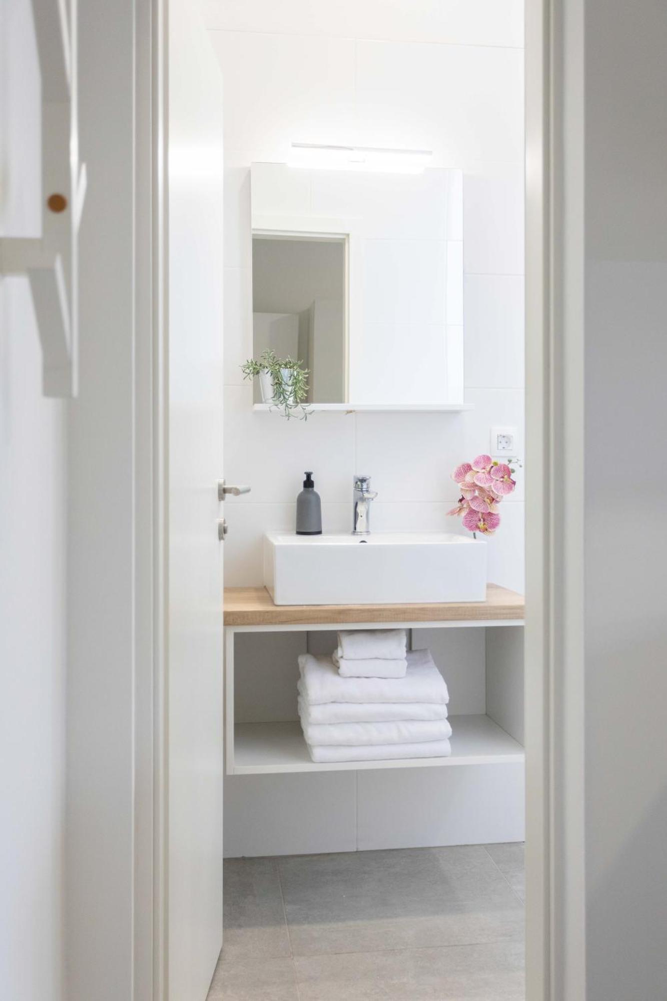 Bright And Modern Triplex With Balcony Apartmán *