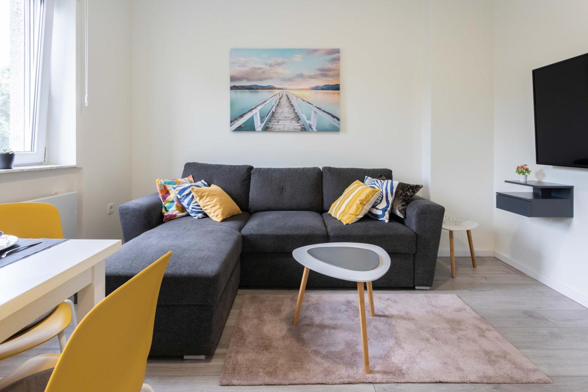 Bright And Modern Triplex With Balcony Apartmán *